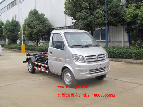 ����|�LС�͹�������܇